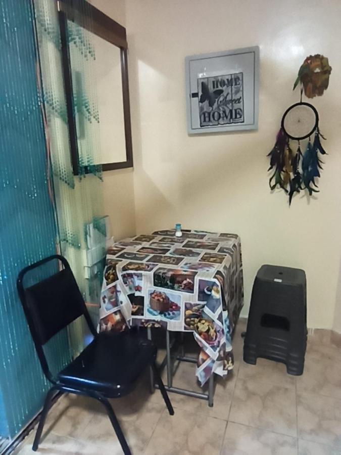 두바이 Moon Backpackers , Al Rigga , Partition For Couples And For Singles 아파트 외부 사진